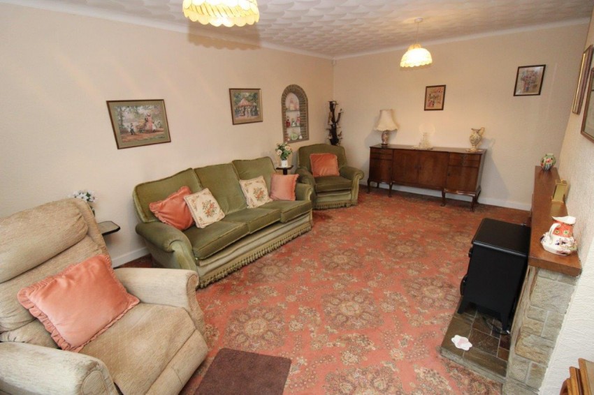 Images for Downs Crescent, Gawber, Barnsley